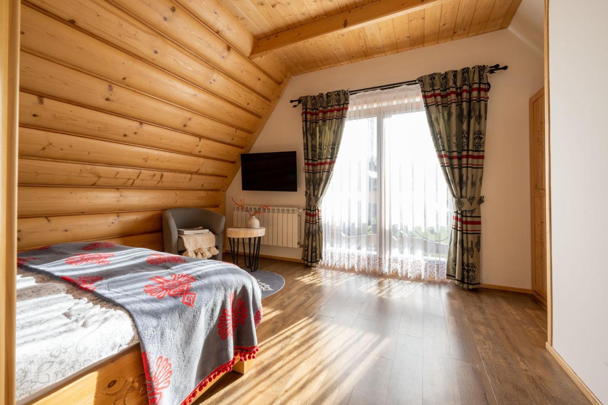 Lux-House & Jacuzzi Sauna ซาโกปาเน ภายนอก รูปภาพ