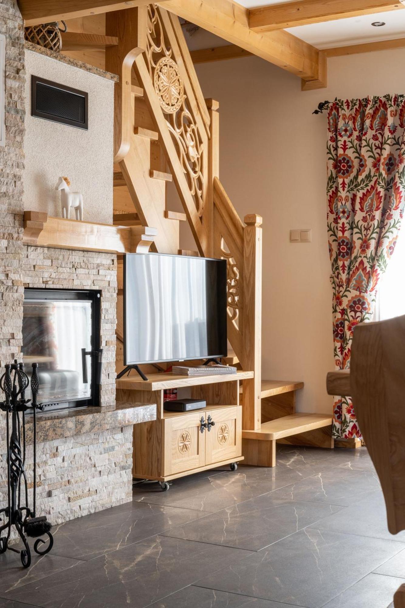 Lux-House & Jacuzzi Sauna ซาโกปาเน ภายนอก รูปภาพ